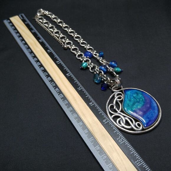 Chico’s Silver Tone Necklace Blue Teal Purple Pendant Iridescent Beads 20" - Picture 7 of 9